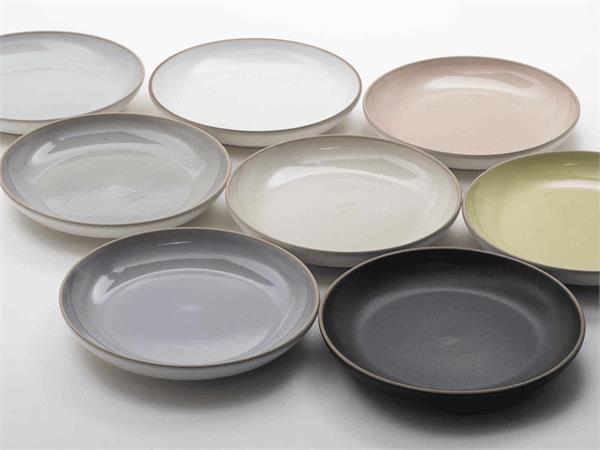 Ceramic plates Raffaello
